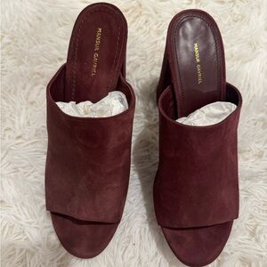 Mansur Gavriel Heels, size 39!